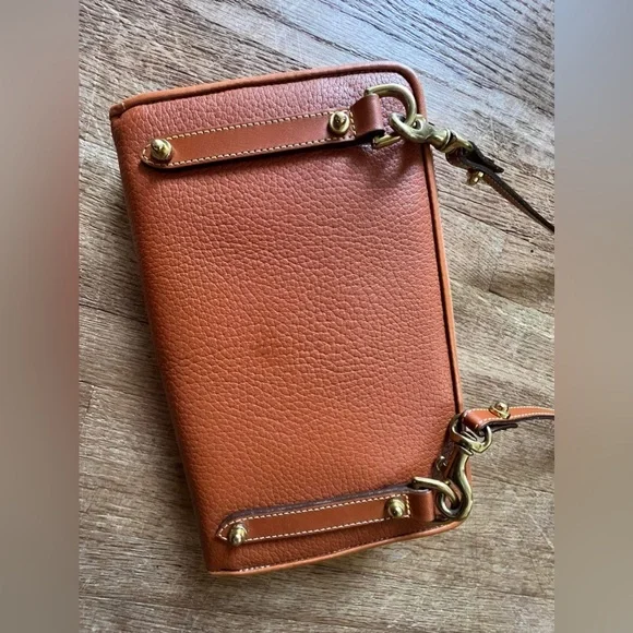 DOONEY & BOURKE CROSSBODY PURSE/WALLET - Picture 3 of 8